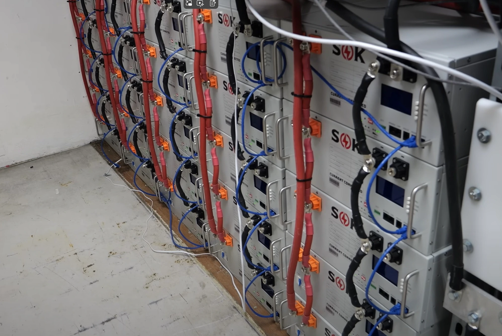High quality photo of SOK battery set up featured in the Current Connected weekly newsletter. Photographed by Current Connected.